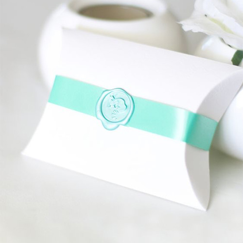 apparel pillow box with logo